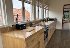 อื่นๆ 4 Ridgeway Victoria