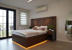 Others 3 Vicolo Moda