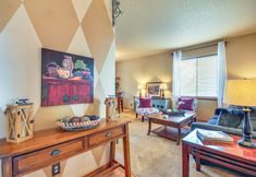 Others 3 Lovely Dundee Home w/ Private Yard & Fire Pit!