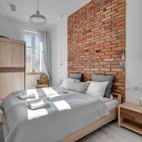 Room 1 Dom & House - Apartment Sea Of Mint, Sklep Charytatywny LukLuk Hotels