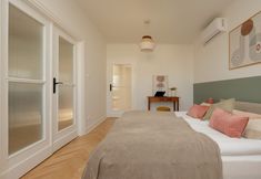 Others 3 Apartment for 6 in the Heart of Warsaw