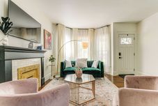 其他 Historic Buffalo Row House Near Delaware Park