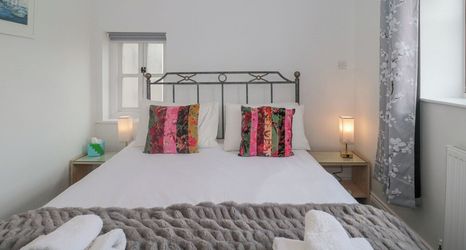 其他 2 Holly Lodge