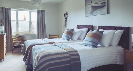 Khác 2 Craster Reach