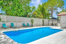 Lain-lain Charming Largo Home w/ Private Pool: 1 Mi to Beach