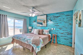 อื่นๆ 4 Caprice 306