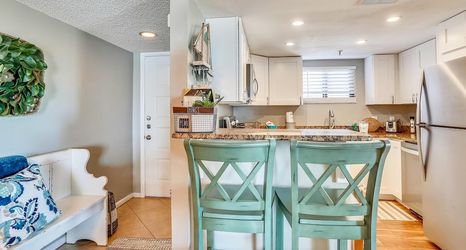 その他 2 Caprice 401