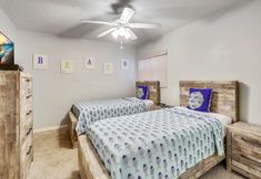 Others 5 Emerald Isle 204