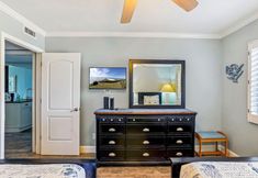 Others 4 Land's End 10-302 Beach Front - Premier