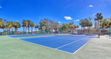 Others 2 Land's End 10-302 Beach Front - Premier