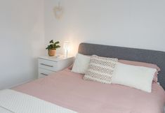 อื่นๆ 5 15 Maes Awel