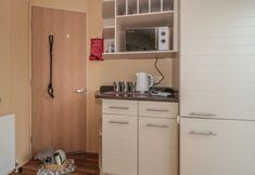 Lain-lain 6 Bayview 23