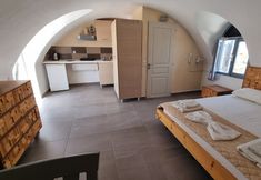 Others 3 Leon Lux Apartments