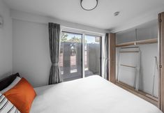 Others 6 SERAPHIC 101