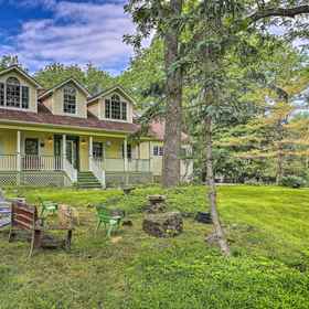 Primary image1Spacious Hudson Valley Gem on Private 2 Acres!,奥兰治县別墅