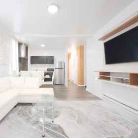 Primary image1紐約 Luxury 3BR Home with Easy Parking,扬克斯公共图书馆飯店