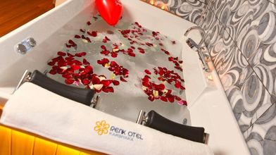 Others 4 Renk Otel Karşıyaka