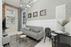 Others Air Conditioning & Balcony by Renters