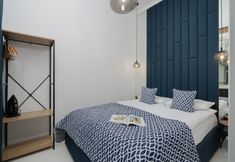 Others 5 Air Conditioning & Balcony by Renters