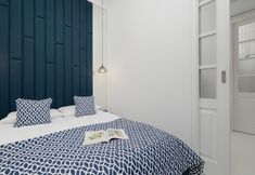 Others 2 Air Conditioning & Balcony by Renters