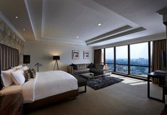 기타 3 Family Apartment At Times Square