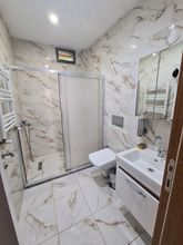 Others 4 Capitol Suit Apart