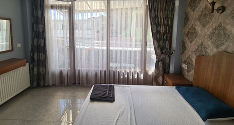 Others 2 Capitol Suit Apart