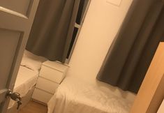 Others 3 Charming 3-bed Flat in London