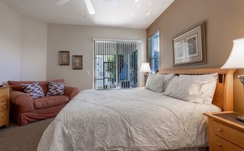 其他 4 Cozy 4 Bed Pool Home With Spa 4 Bedroom Home by RedAwning