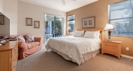 其他 2 Cozy 4 Bed Pool Home With Spa 4 Bedroom Home by RedAwning