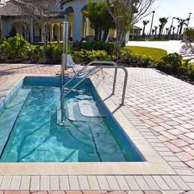 Primary image 1 Relaxing 4 Bed Town Home With Splash Pool 4 Bedroom Townhouse by RedAwning, Calabay Palms Villa Hotels