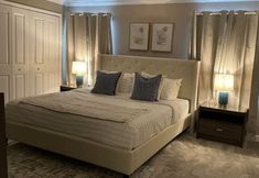 Others 5 Relaxing 4 Bed Town Home With Splash Pool 4 Bedroom Townhouse by RedAwning