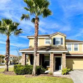 Primary image 1 Relaxing 7 Bed Pool Home With Game Room 7 Bedroom Home by RedAwning, Hotel Kabupaten Polk