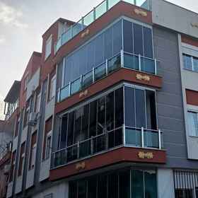 Primary image 1 하치 달라만, 갈레리 크리스탈 호텔