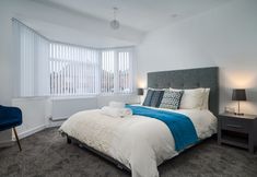 Others 6 Immaculate 5-bed House in Leeds