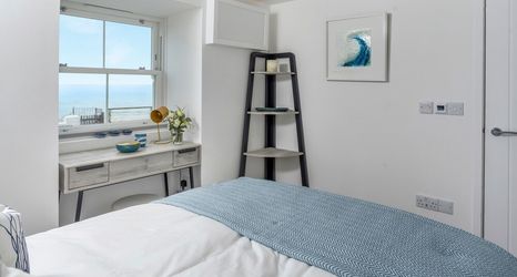 Others 2 Loe Cottage