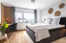 Spacious 3-rooms apartment in the center