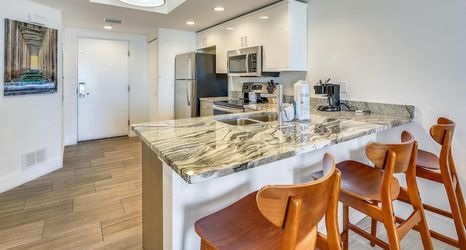 Others 2 Oceana 202 West