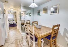 Others 4 Sunset Chateau 207