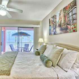 Primary image 1 Tides 2-423, Hotel Suncoast Seabird Sanctuary