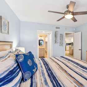 Room 1 Villa Madeira 408 - Premier, Pinellas County Hotels