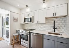 Others 6 Twin Tiki 4