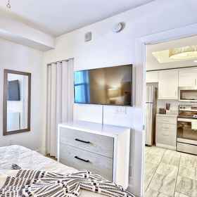 Primary image 1 Oceana 301 East, Hotel Eckerd College