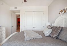 อื่นๆ 3 The Harbor Condo 305 - Premier