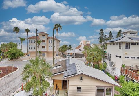 Others Beach Livin 3 - 3 Bedroom Upstairs