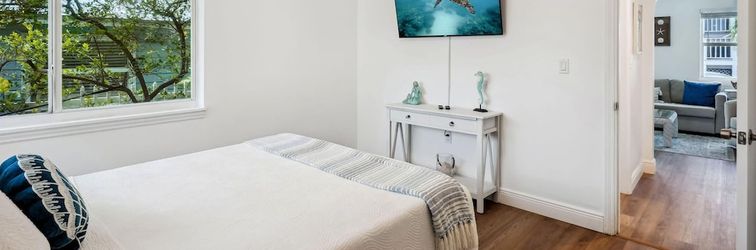 Others Beach Livin - All