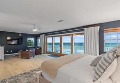 Others 2 Walks On The Shore