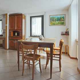 Room 1 Piazza 25 Aprile in San Fedele Intelvi, Province of Como Hotels