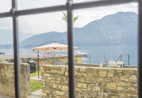 Others Cozy Nest on the Lake