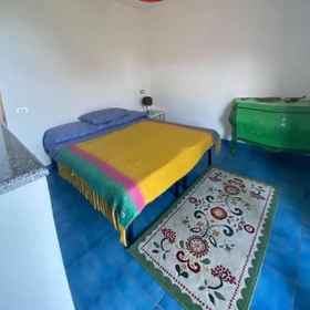 Room 1 Karma - 公寓3位海景带花园, 皮萨纳要塞 酒店